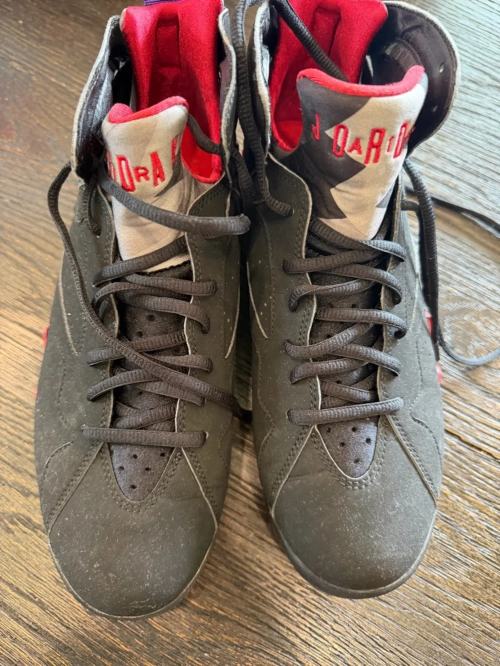 2012 Air Jordan 7 Retro ‘Raptor’ men’s size 9